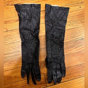 Long genuine leather gloves with eyelets size 7 size small